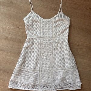 Abercrombie & Fitch white crochet dress - size Medium.